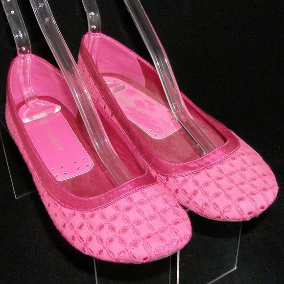 Naturalizer Shoes - Naturalizer 'Pansie' fuchsia floral print flats 7M